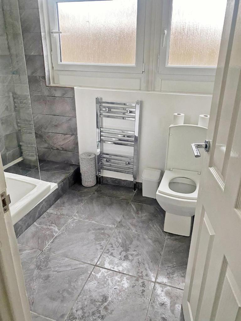 Albert Bridge Spacious Double Room ลอนดอน ภายนอก รูปภาพ